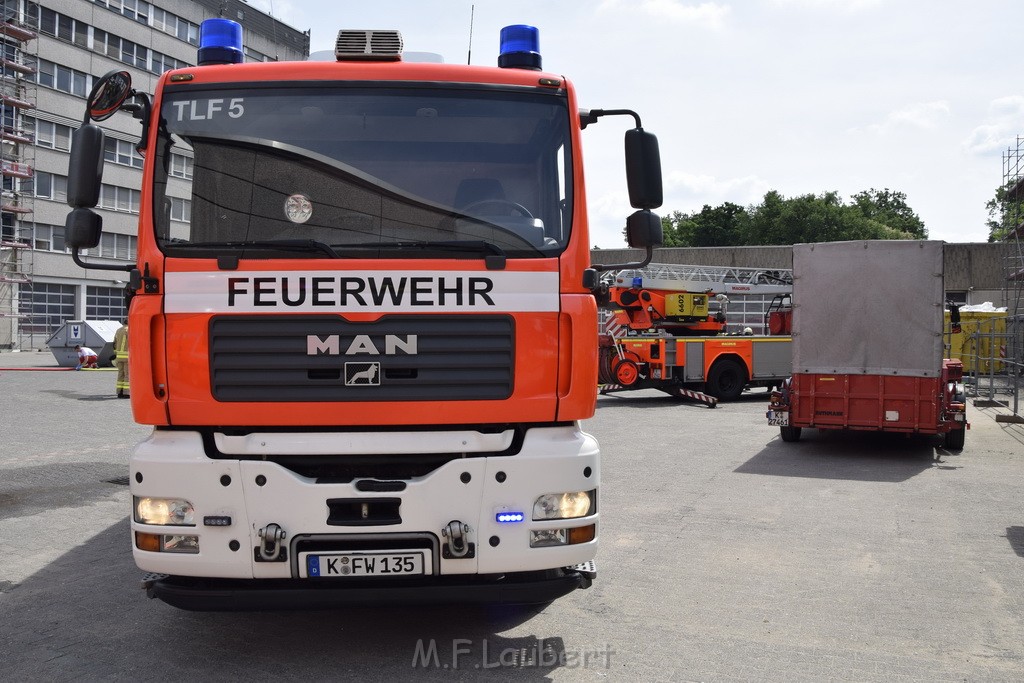 Feuer 2 Koeln Weidenpesch Scheibenstr Feuerwache 5 P39.JPG - Miklos Laubert